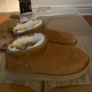 Ultra mini Uggs